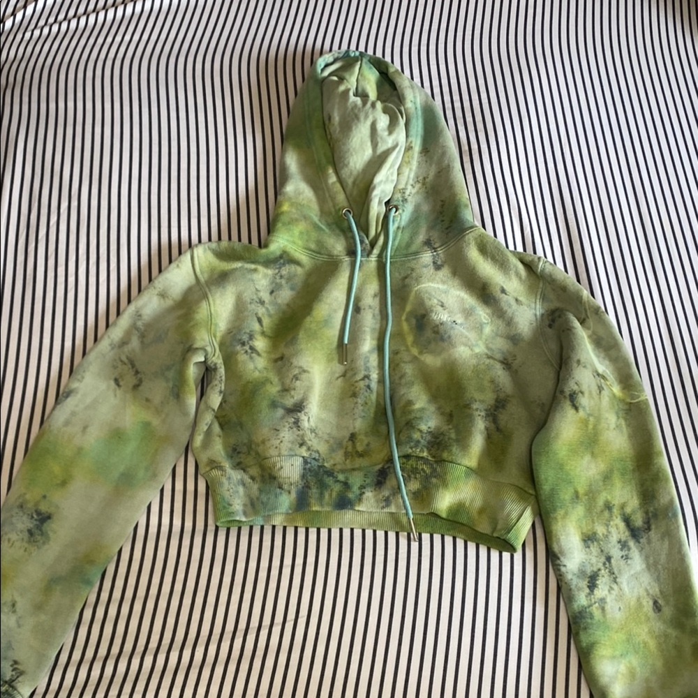 Green Tie-Dye Cropped Hoodie
